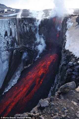 Erupcion Eyjafjallajokull 003